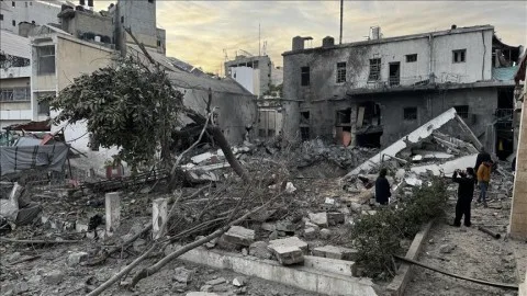 صحة غزة تعلن توقف المستشفى الأوروبي عن العمل بسبب القصف الإسرائيلي صحة غزة تعلن توقف المستشفى الأوروبي عن العمل بسبب القصف الإسرائيلي