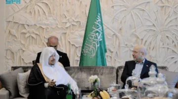 رئيس مجلس الشورى يستقبل رئيس المجلس الإيراني