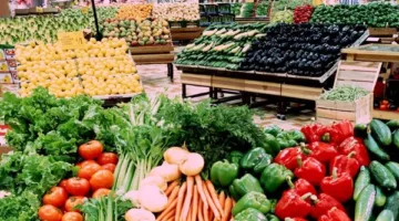 أسعار الخضروات والفواكه في أسواق الوادي الجديد ليوم 15 مايو 2025