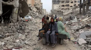 إعلام فلسطيني: مقتل صحفي وعدد من أفراد أسرته جراء قصف منزلهم في خان يونس