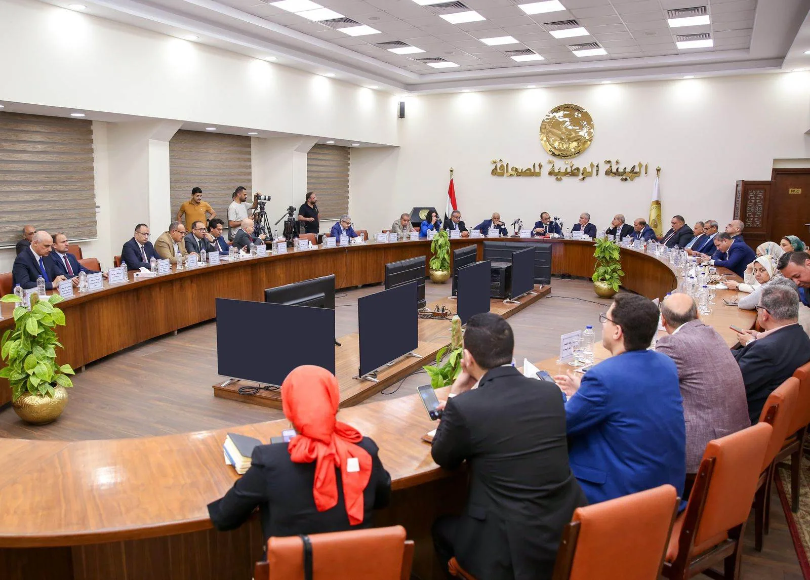 وزير قطاع الأعمال يقدم استراتيجية تطوير الشركات في ندوة بالهيئة الوطنية للصحافة وزير قطاع الأعمال يقدم استراتيجية تطوير الشركات في ندوة بالهيئة الوطنية للصحافة