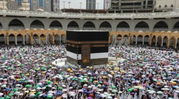 «أيها المتوجهون إلى النبي الكريم».. ما هي الشروط والممارسات المرتبطة بالحج؟