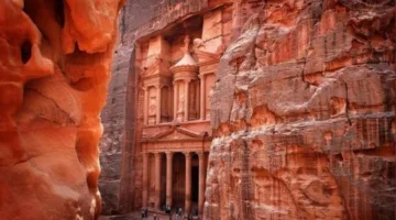 أفضل خيارات الإقامة في البتراء: تجربة فاخرة في وسط المدينة الوردية
