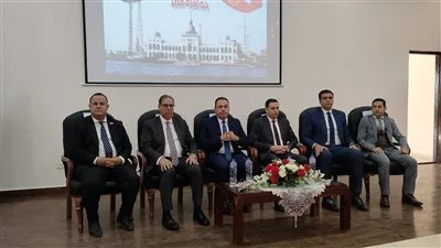 رئيس شباب المصريين في الخارج: الدولة حققت نجاحًا في التصدي للهجرة غير الشرعية ومحمد صلاح مثال يحتذى به. رئيس شباب المصريين في الخارج: الدولة حققت نجاحًا في التصدي للهجرة غير الشرعية ومحمد صلاح مثال يحتذى به.