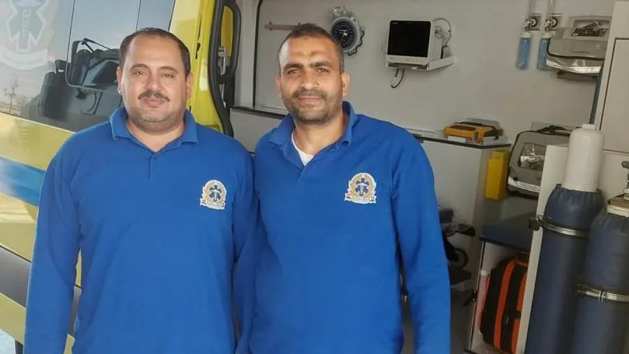 ولادة داخل السيارة: فريق الهلال الأحمر بالشرقية ينقذ طفلة من خطر الحبل السري