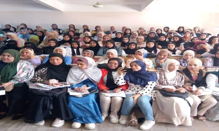 بدء قوافل المراجعة النهائية لطلاب التعليم الفني في الأقصر استعداداً للاختبارات بدء قوافل المراجعة النهائية لطلاب التعليم الفني في الأقصر استعداداً للاختبارات
