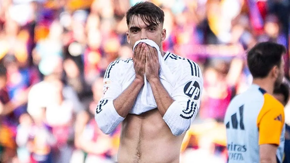 مدافع ريال مدريد يواجه محاكمة علنية بتهمة الاعتداء الجنسي مدافع ريال مدريد يواجه محاكمة علنية بتهمة الاعتداء الجنسي