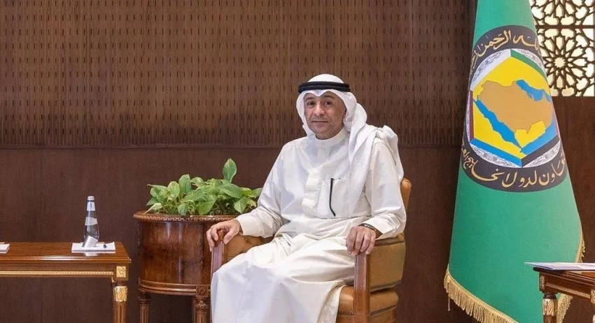الأمين العام لمجلس التعاون يثني على قرار الولايات المتحدة برفع العقوبات عن سوريا