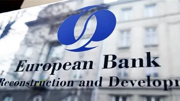 البنك الأوروبي يتنبأ بزيادة الاقتصاد المصري إلى 3.8% حتى نهاية يونيو و4.4% بحلول السنة المالية 2026.