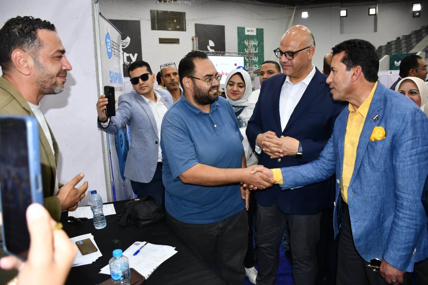 مندوب إحدى الشركات
