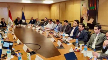 وزير السياحة والآثار يتقابل مع رئيس مكتب التعاون الدولي الياباني في مصر