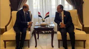 استعدادًا للقمة العربية.. وزير الخارجية يجتمع مع نظيره اليمني