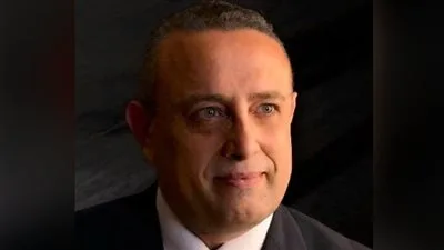 أستاذ الاقتصاد الدولي لـ “تحيا مصر”: تخفيض رسوم عبور السفن في قناة السويس يعكس إدراكًا استراتيجيًا من الحكومة. أستاذ الاقتصاد الدولي لـ “تحيا مصر”: تخفيض رسوم عبور السفن في قناة السويس يعكس إدراكًا استراتيجيًا من الحكومة.