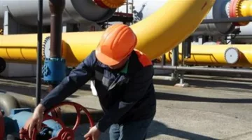 روسيا تخطط لإقامة منشآت غاز طبيعي مسال في مصر لتعزيز استيراد 160 شحنة.