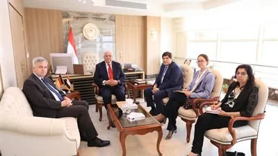 وزير التعليم العالي يناقش مع السفير الألماني تعزيز الشراكة العلمية والتكنولوجية بين مصر وألمانيا وزير التعليم العالي يناقش مع السفير الألماني تعزيز الشراكة العلمية والتكنولوجية بين مصر وألمانيا