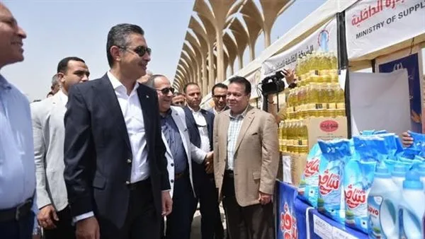 وزير التموين يعلن عن بدء بيع خراف حية ولحوم طازجة ومجمدة في 20 مايو الحالي وزير التموين يعلن عن بدء بيع خراف حية ولحوم طازجة ومجمدة في 20 مايو الحالي
