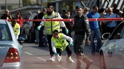 اعتداء بالطعن في القدس الشرقية: مقتل المهاجم وإصابة عنصر من الشرطة الإسرائيلية اعتداء بالطعن في القدس الشرقية: مقتل المهاجم وإصابة عنصر من الشرطة الإسرائيلية