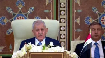العراق يستلم رئاسة القمة العربية الرابعة والثلاثين: بغداد تستضيف الأشقاء العرب في لحظة تاريخية.