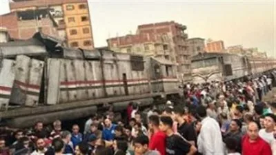 السجن لمدة 10 سنوات للمدانين في حادث تصادم قطاري الزقازيق وإقالة من الوظيفة لمدة 3 سنوات بعد انتهاء العقوبة. السجن لمدة 10 سنوات للمدانين في حادث تصادم قطاري الزقازيق وإقالة من الوظيفة لمدة 3 سنوات بعد انتهاء العقوبة.