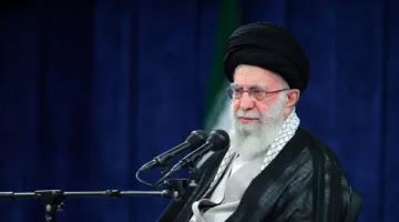 السيد خامنئي يرد على ترامب: الولايات المتحدة استخدمت القوة للتدمير وإسرائيل تمثل سرطاناً خبيثاً