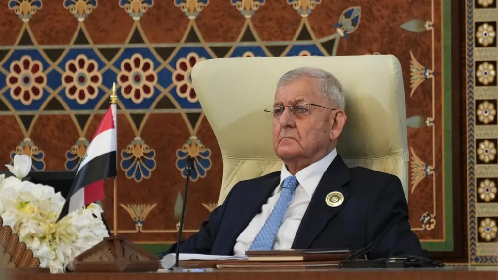 القمة العربية: رشيد يعلن اختتام الجلسة الافتتاحية وبدء الاجتماع المغلق. القمة العربية: رشيد يعلن اختتام الجلسة الافتتاحية وبدء الاجتماع المغلق.