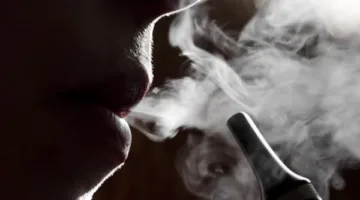 ما هي رئة الفشار؟ وما صلتها بالتدخين والسجائر الإلكترونية؟