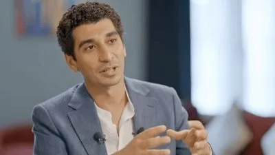 كريم الشناوي: لا أهدف للظهور في الترند.. ومحمد سامي الأفضل في جذب المشاهدين كريم الشناوي: لا أهدف للظهور في الترند.. ومحمد سامي الأفضل في جذب المشاهدين