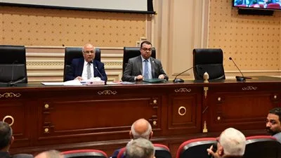 لجنة الإسكان تبحث اليوم مشروع قانون تنظيم إدارة خدمات مياه الشرب والصرف الصحي لجنة الإسكان تبحث اليوم مشروع قانون تنظيم إدارة خدمات مياه الشرب والصرف الصحي