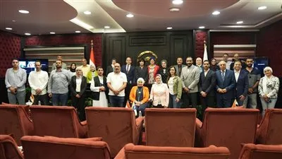 عبر منصة زوم، أمانة ذوي الإعاقة المركزية في “مستقبل وطن” تعقد اجتماعًا مع أمنائها في المحافظات لمراجعة خطة العمل وتعزيز المشاركة المجتمعية. عبر منصة زوم، أمانة ذوي الإعاقة المركزية في “مستقبل وطن” تعقد اجتماعًا مع أمنائها في المحافظات لمراجعة خطة العمل وتعزيز المشاركة المجتمعية.