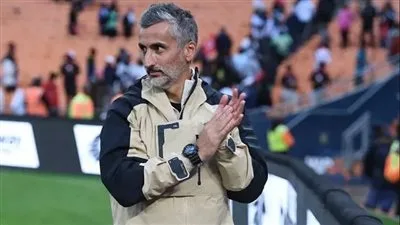 تفاصيل الاجتماع بين ريفيرو والخطيب بعد مباراة البنك الأهلي في الدوري تفاصيل الاجتماع بين ريفيرو والخطيب بعد مباراة البنك الأهلي في الدوري