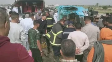 بالأسماء.. 6 طلاب وسيدة وأطفال مصابون في حادث انقلاب سيارة خاصة بالمنيا