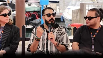المخرجون العرب الشباب يتجمعون في حلقة نقاش فريدة في الجناح المصري خلال مهرجان كان 78.