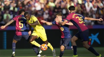 فياريال يتفوق على برشلونة ويؤمن مكانه في دوري أبطال أوروبا.