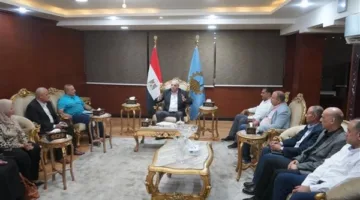 اجتماع شامل لمحافظ الغربية مع رؤساء المدن والمراكز