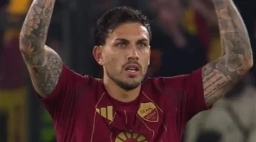 روما يفوز على ميلان (1/3) في مواجهة القمة بالدوري الإيطالي
