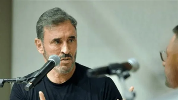 كاظم الساهر يتألق بإطلالة جديدة خلال بروفات دبي ويثير حماس السوشيال ميديا (صور)