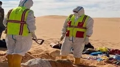 خمس جثث: الكشف عن أسماء ضحايا حادث صحراء العلاقي بأسوان خمس جثث: الكشف عن أسماء ضحايا حادث صحراء العلاقي بأسوان