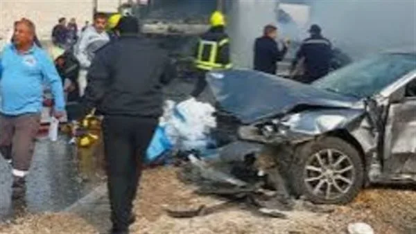 خمسة مواطنين يتعرضون لإصابات نتيجة حادث تصادم سيارات في الفيوم خمسة مواطنين يتعرضون لإصابات نتيجة حادث تصادم سيارات في الفيوم