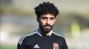 مروان عطية، لاعب الأهلي، يتلقى عرضًا من قطر للانتقال من الفريق.