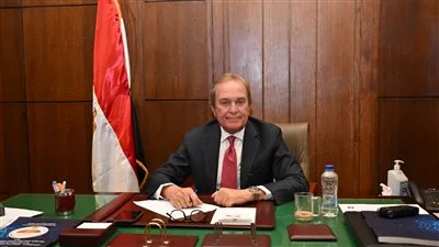 هيبة: تأكيد رسائل السيسي في قمة بغداد على ثبات مواقف مصر هيبة: تأكيد رسائل السيسي في قمة بغداد على ثبات مواقف مصر