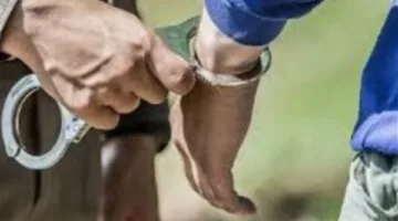 فيديو يساهم في القبض على متهم اعتدى على آخر بسلاح أبيض في منطقة المنيب