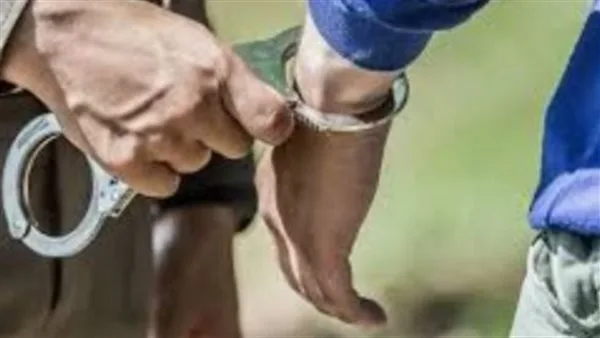 فيديو يساهم في القبض على متهم اعتدى على آخر بسلاح أبيض في منطقة المنيب فيديو يساهم في القبض على متهم اعتدى على آخر بسلاح أبيض في منطقة المنيب