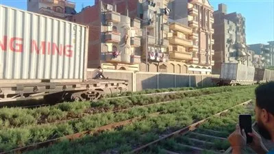 انقلاب 7 عربات من قطار بضائع قرب شربين دون تسجيل إصابات بشرية انقلاب 7 عربات من قطار بضائع قرب شربين دون تسجيل إصابات بشرية