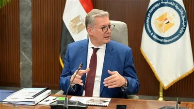 7 مليارات جنيه مبيعات و640 مليون دولار استثمار: استراتيجية مصر لتحويل الفوسفات إلى ثروة صناعية إقليمية 7 مليارات جنيه مبيعات و640 مليون دولار استثمار: استراتيجية مصر لتحويل الفوسفات إلى ثروة صناعية إقليمية