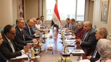 وزيرَا الكهرباء والبترول يبحثان خطة التعاون وتوفير الوقود لضمان إمدادات الطاقة الكهربائية