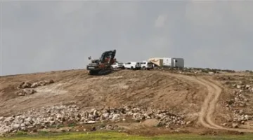 بريطانيا تفرض عقوبات على إسرائيل وتعلق المفاوضات حول اتفاقية التجارة الحرة معها.