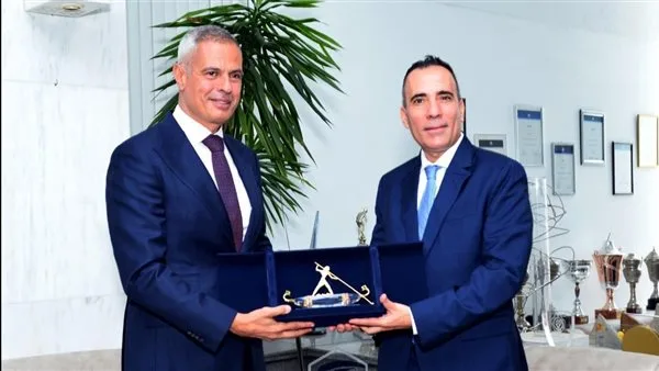 مصر للطيران تعمل مع سيتا لتحديث شبكة البنية التحتية لتلبية الاحتياجات المستقبلية. مصر للطيران تعمل مع سيتا لتحديث شبكة البنية التحتية لتلبية الاحتياجات المستقبلية.