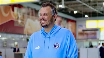 ممدوح عيد يقود وفد بيراميدز لمواجهة صن داونز في نهائي دوري أبطال إفريقيا ممدوح عيد يقود وفد بيراميدز لمواجهة صن داونز في نهائي دوري أبطال إفريقيا