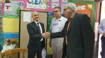 مدير تعليم القليوبية يزور مركز توزيع امتحانات الدبلومات الفنية ويوجه تحذيرات هامة