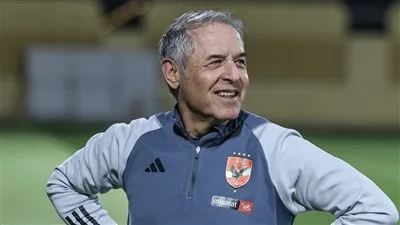شوبير يوضح ملابسات مشكلة راتب كولر مع الأهلي: “الأمر يحتاج إلى بعض الوقت” شوبير يوضح ملابسات مشكلة راتب كولر مع الأهلي: “الأمر يحتاج إلى بعض الوقت”
